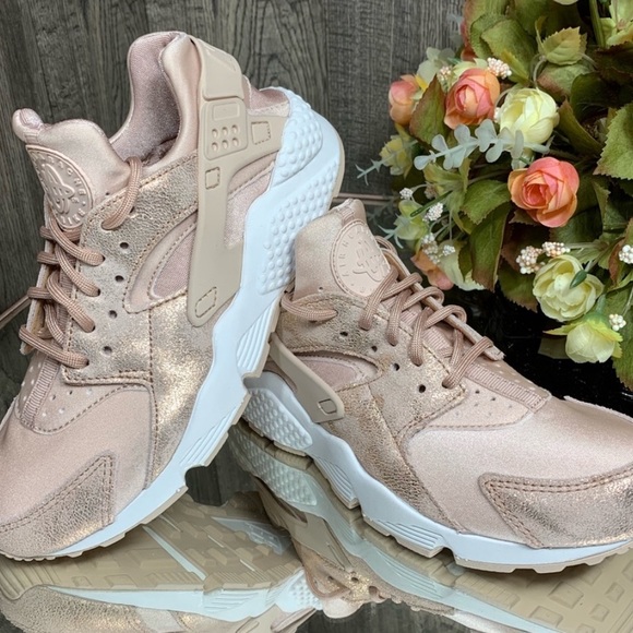 WMNS NIKE AIR HUARACHE RUN Particle Beige/Particul - Picture 4 of 8